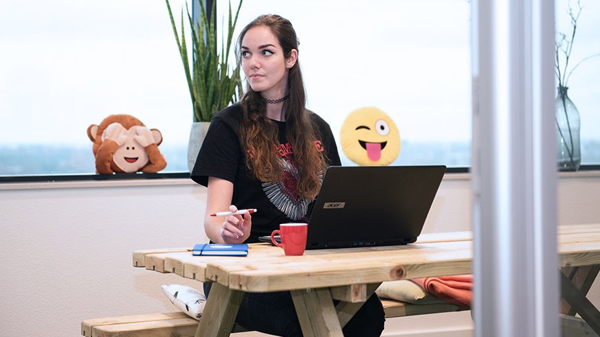 Facebook zakelijk inzetten? Waarom? Facebook zakelijk inzetten? Waarom?